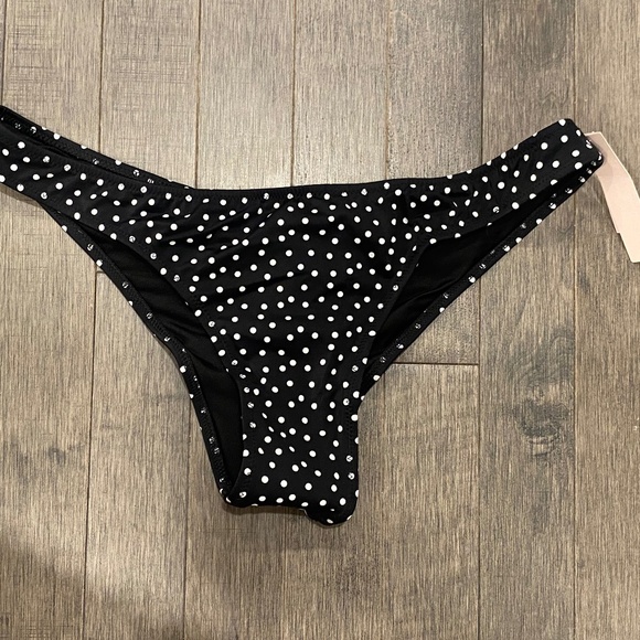 FIRM PRICE NWT Victoria's Secret Zuma Itsy Ruched Bikini Bottom - Picture 3 of 4